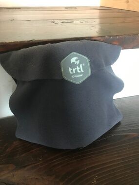 Trtl TRAVEL NECK PILLOW